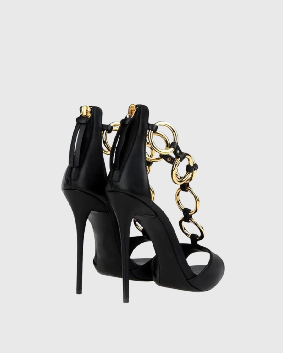 صنادل نسائية سوداء من الجلد مع - مراجعة Gold Chain Sandal وسعره