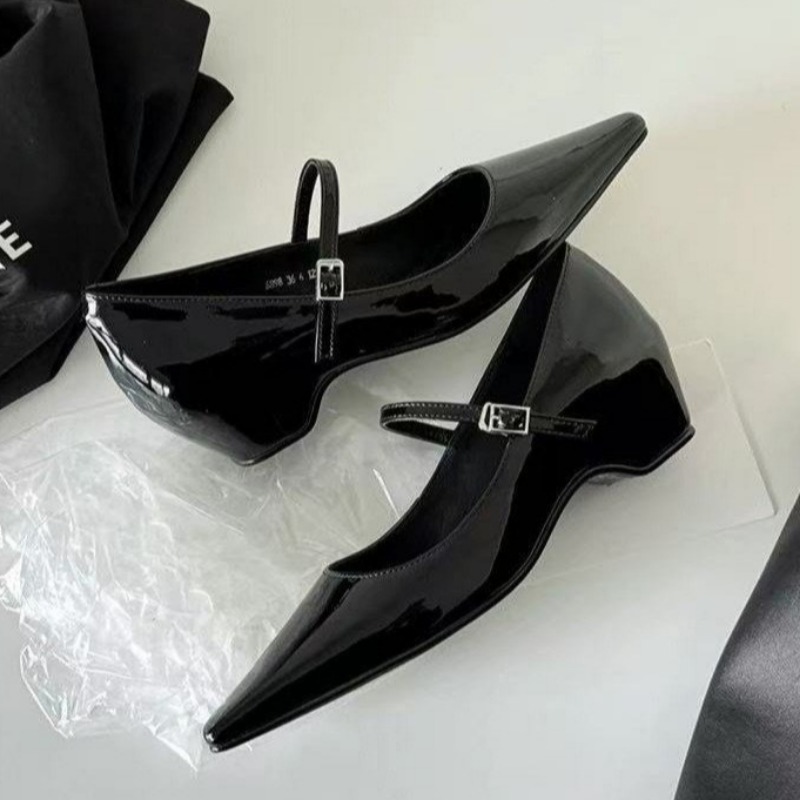 أحذية نسائية أنيقة جديدة لعام  - مراجعة Women Shoes Sandals وسعره