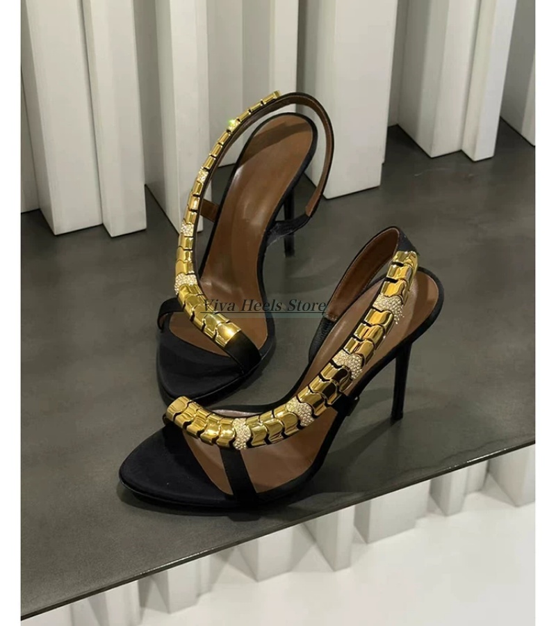 صنادل جلدية مثيرة بسلسلة معدني - مراجعة Gold Chain Sandal وسعره