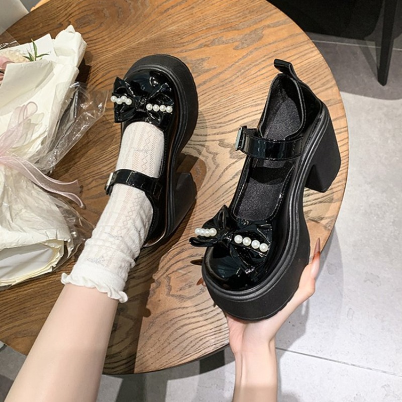 أحذية لوليتا 2026 سوداء بكعب ع - مراجعة Shoes Women Pumps وسعره