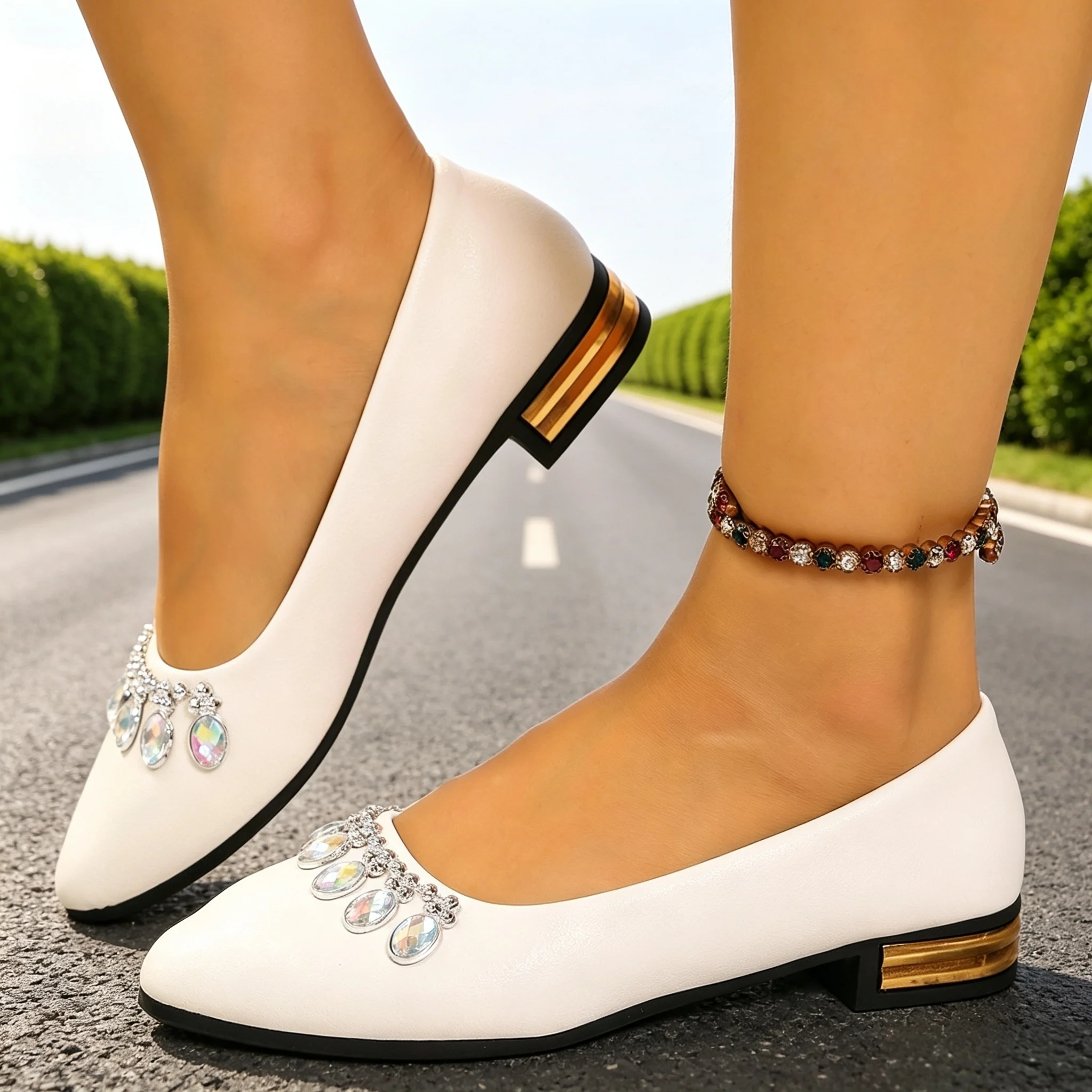أحذية نسائية مسطحة ذات مقدمة م - مراجعة Women Shoes Store وسعره
